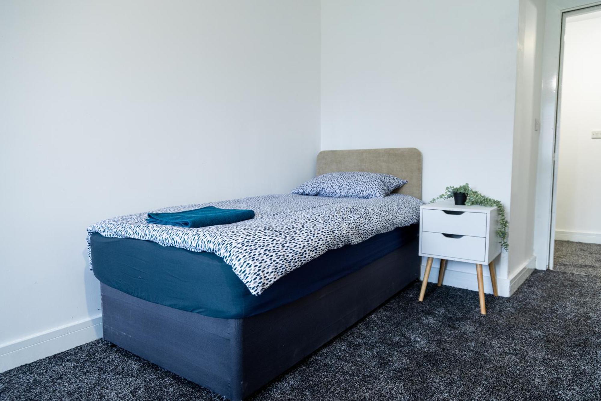 Spacious Ground Floor Apt Near Old Trafford Stadium Manchester Exterior foto