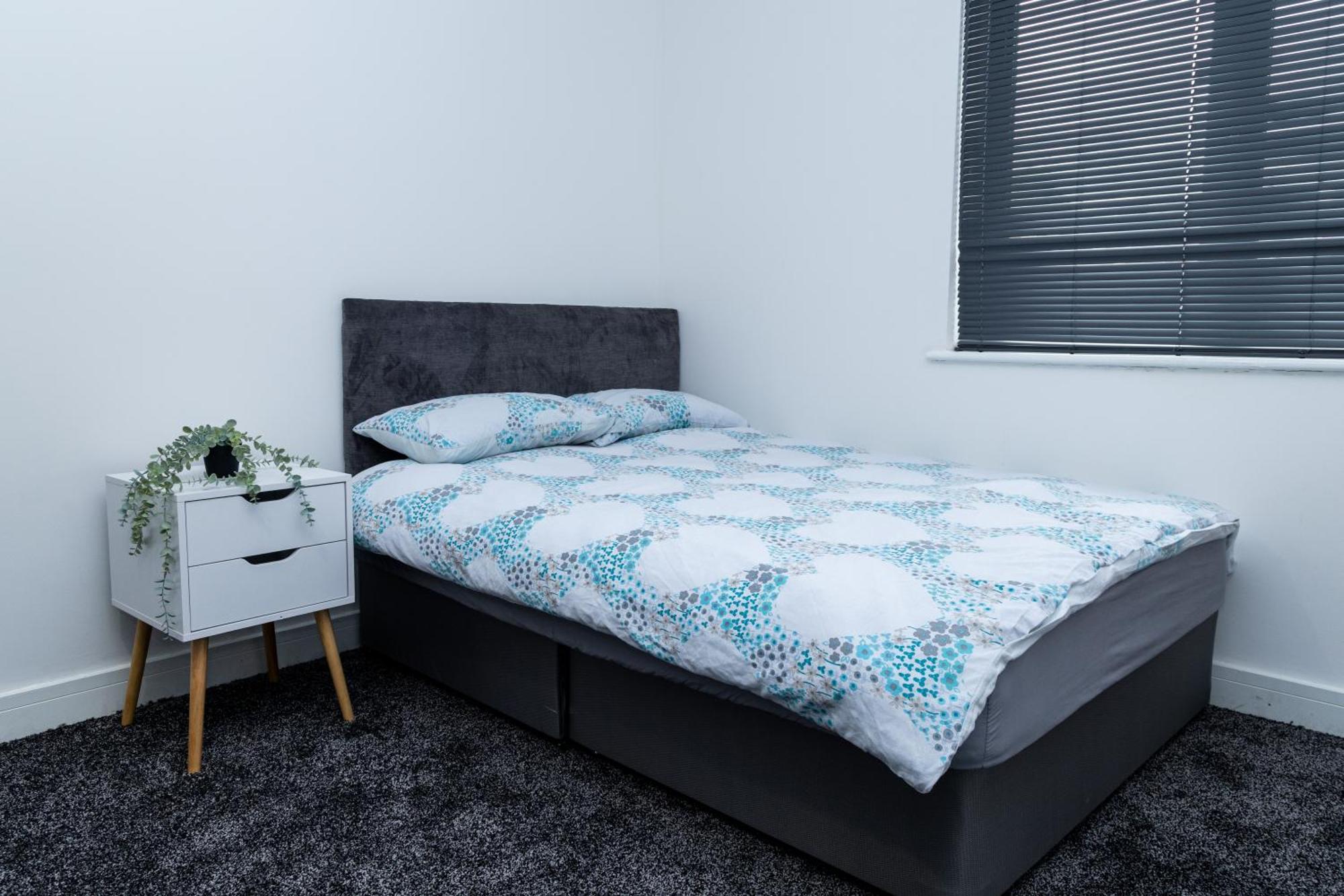 Spacious Ground Floor Apt Near Old Trafford Stadium Manchester Exterior foto